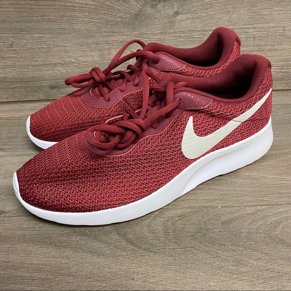 Nike | Tanjun Team Red Light Bone Sneakers Size 10 - Picture 4 of 8